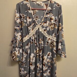Umgee Women's Gray Floral Print Layered Ruffle Sleeve V-Neck Dress NWOT XL